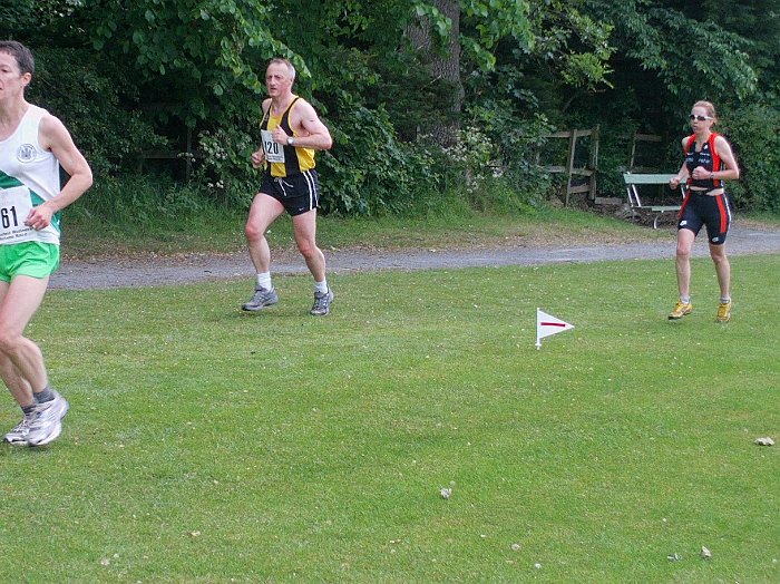 Peebles Beltane 10k 2010